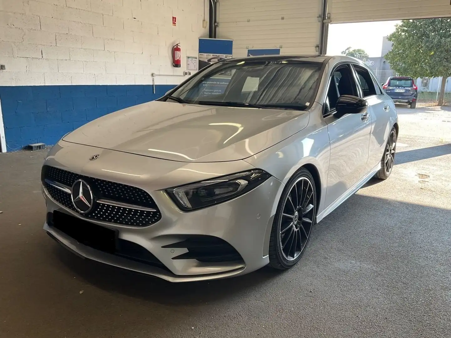 Mercedes-Benz A 200 A 200d 8G-DCT Plateado - 1