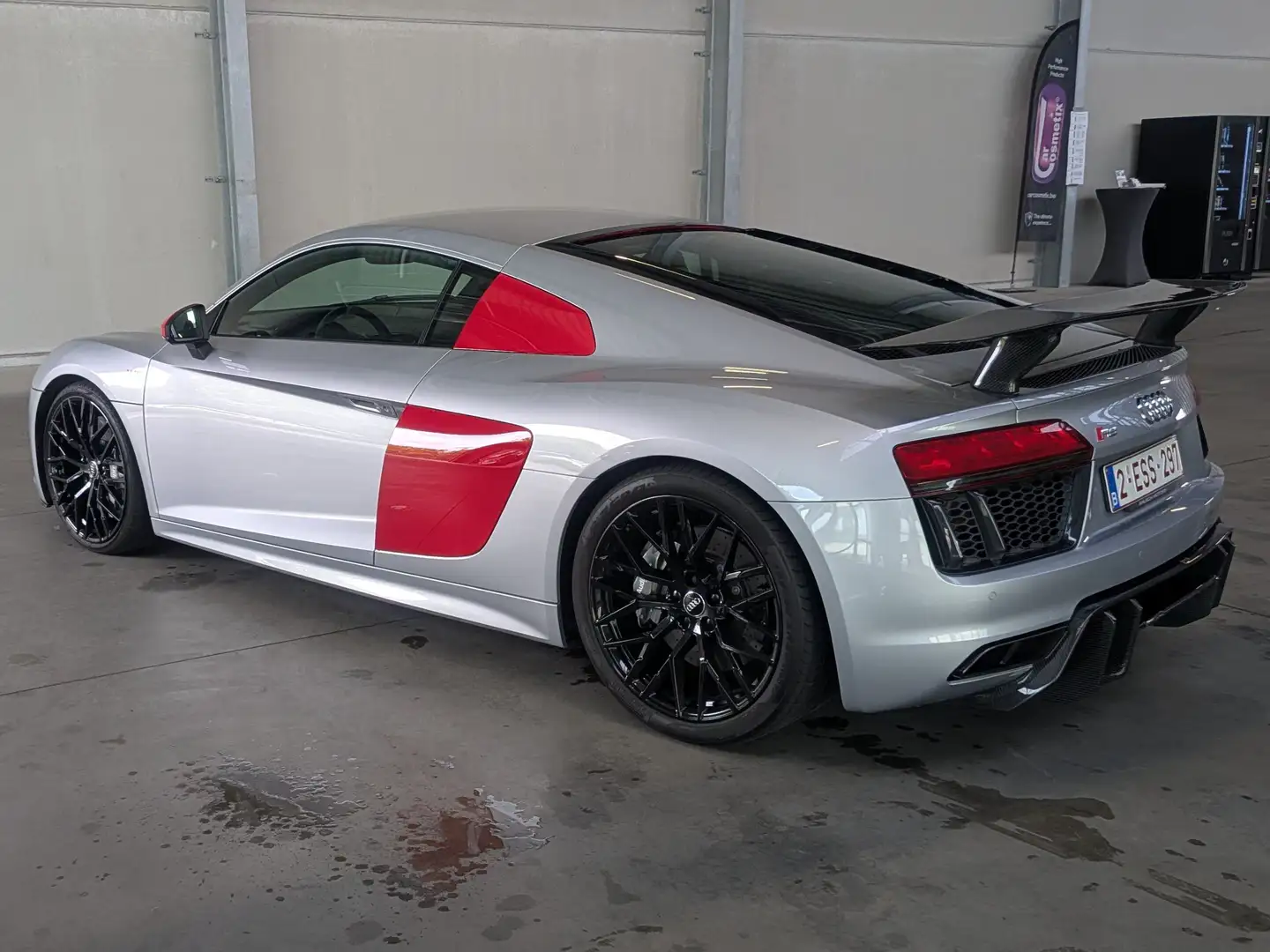 Audi R8 R8 V10 plus 5.2 sport edition 1/200  BTW/Garantie Серебристый - 2