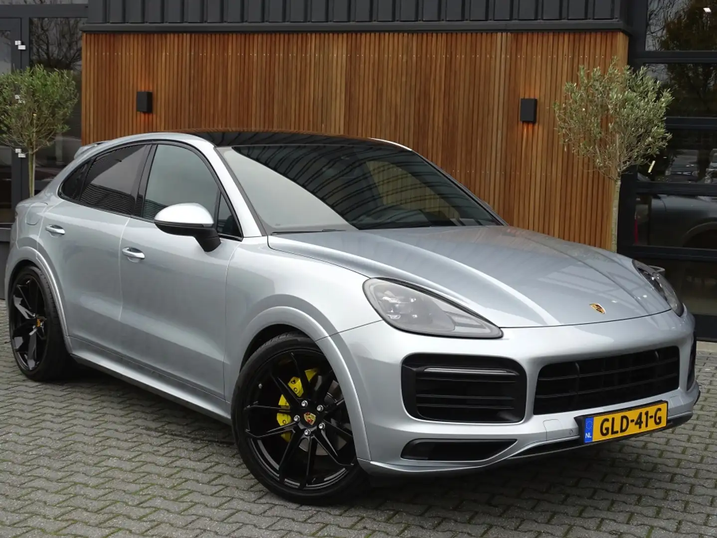 Porsche Cayenne Coupé 3.0 341PK / Sport Design / 22'' / BOSE / LED Gris - 2
