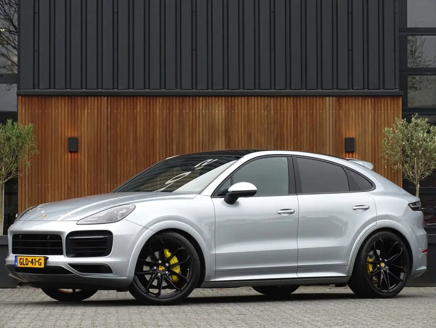 Porsche Cayenne Coupé 3.0 341PK / Sport Design / 22'' / BOSE / LED Gris - 1
