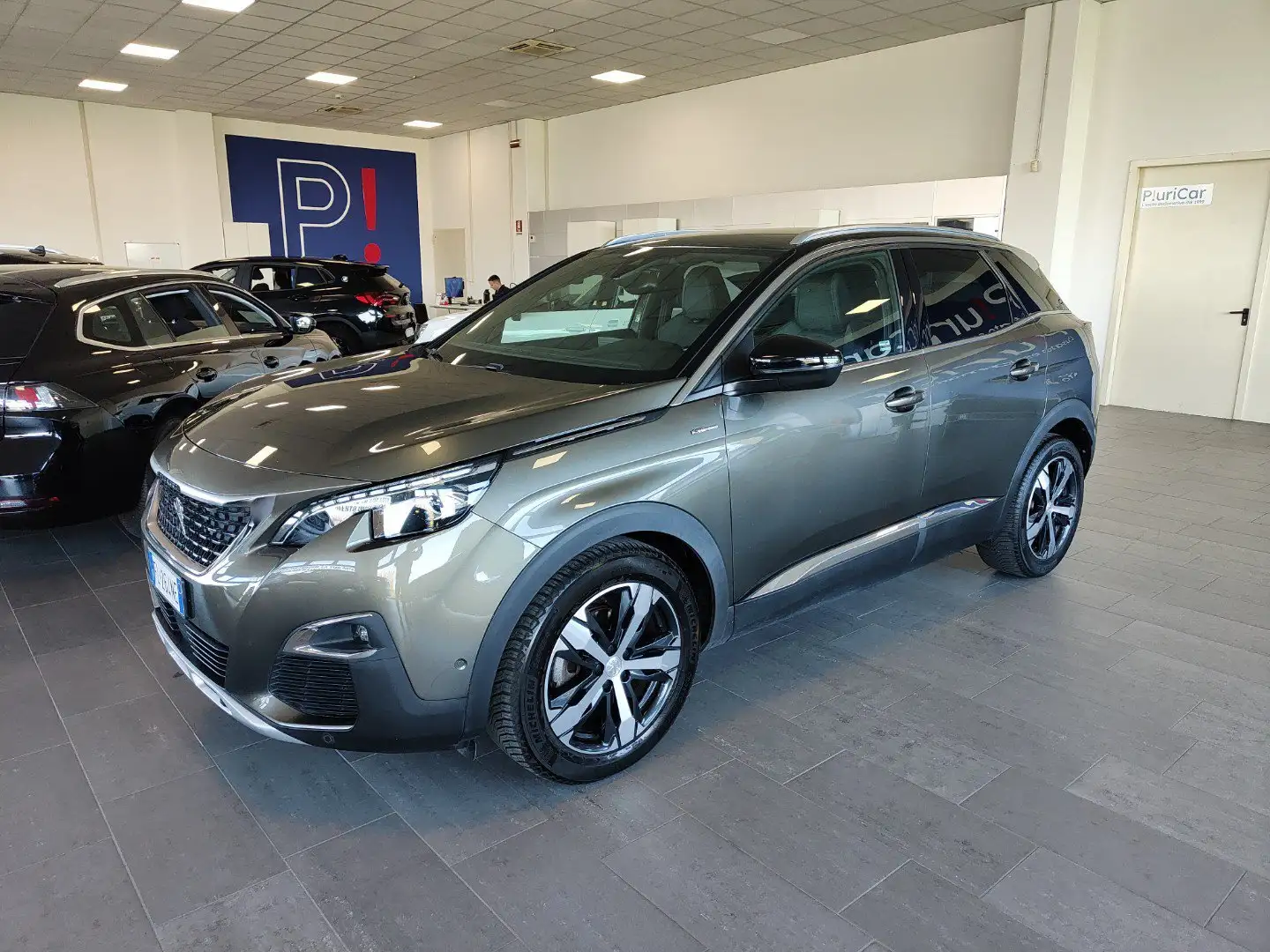 Peugeot 3008 BlueHDi 150cv GT Line Navi Cruise FariLED Cerchi18 Gri - 1