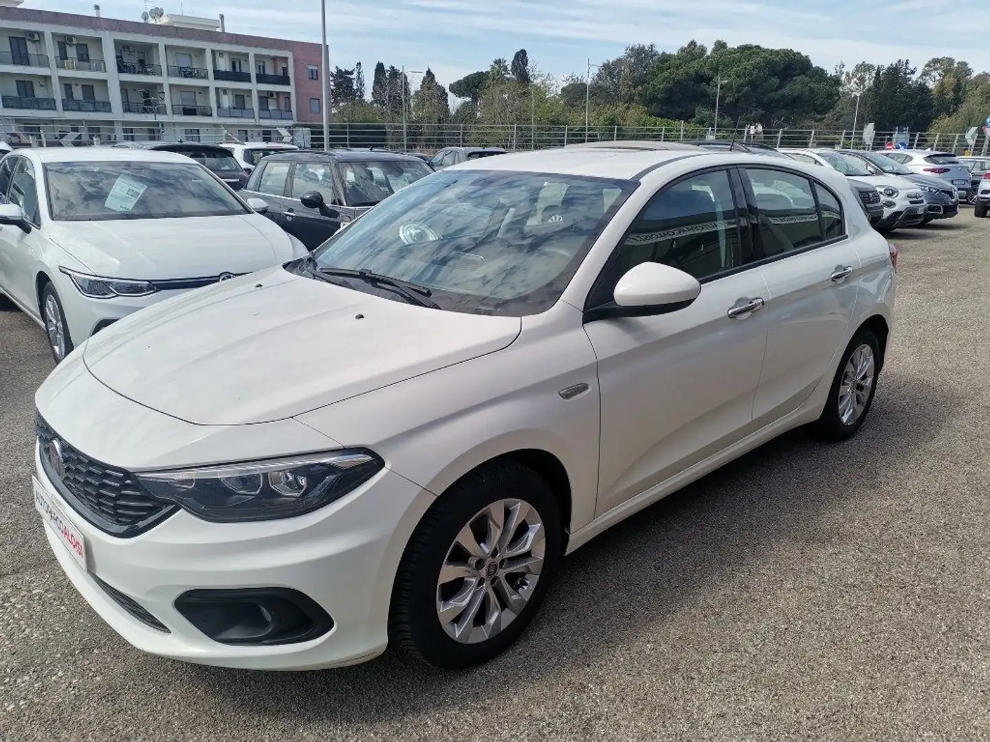Fiat Tipo 1.4 5 porte Lounge Bianco - 1