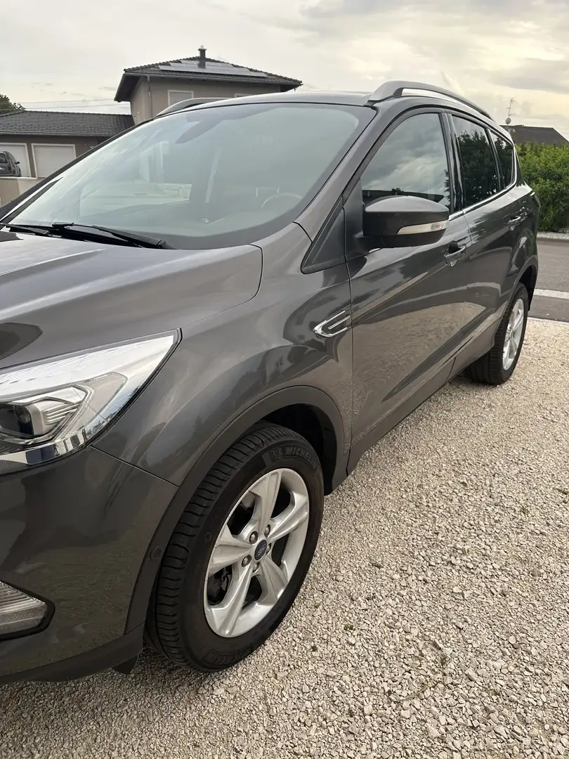 Ford Kuga 2,0 TDCi Titanium Powershift Aut. AWD - 1