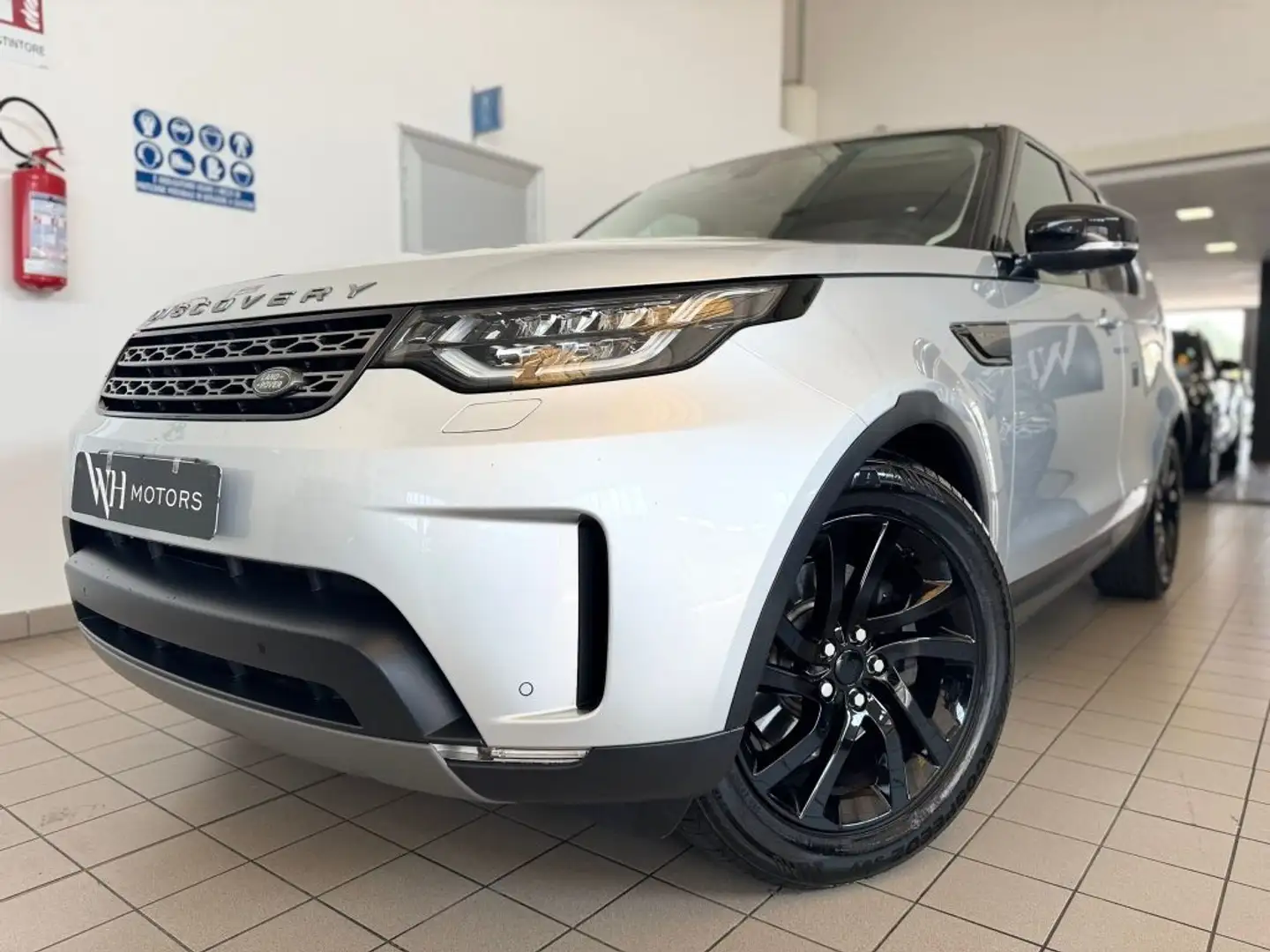 Land Rover Discovery 2.0 SD4 240 CV 7 POSTI//BELL1SS1MO// Grau - 1
