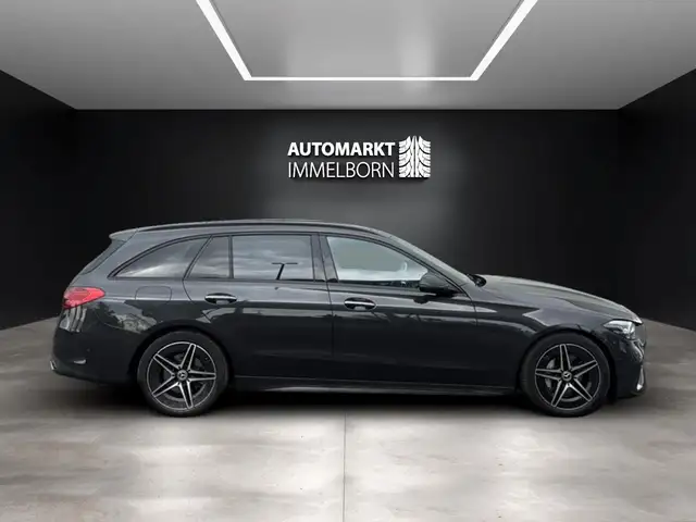 Mercedes-Benz C-Class view 11