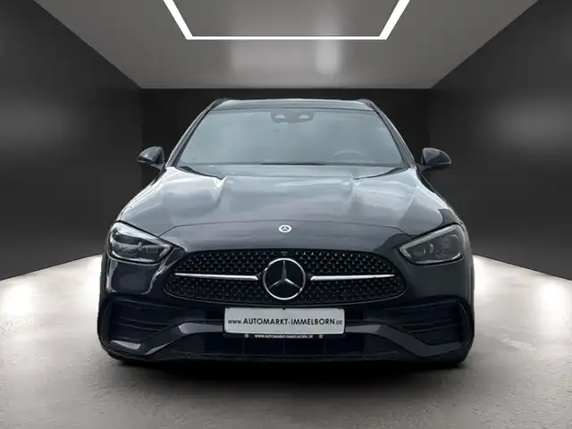 Mercedes-Benz C-Class view 9