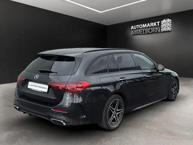 Mercedes-Benz C-Class view 8