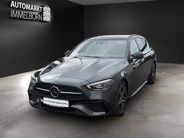 Mercedes-Benz C-Class view 3