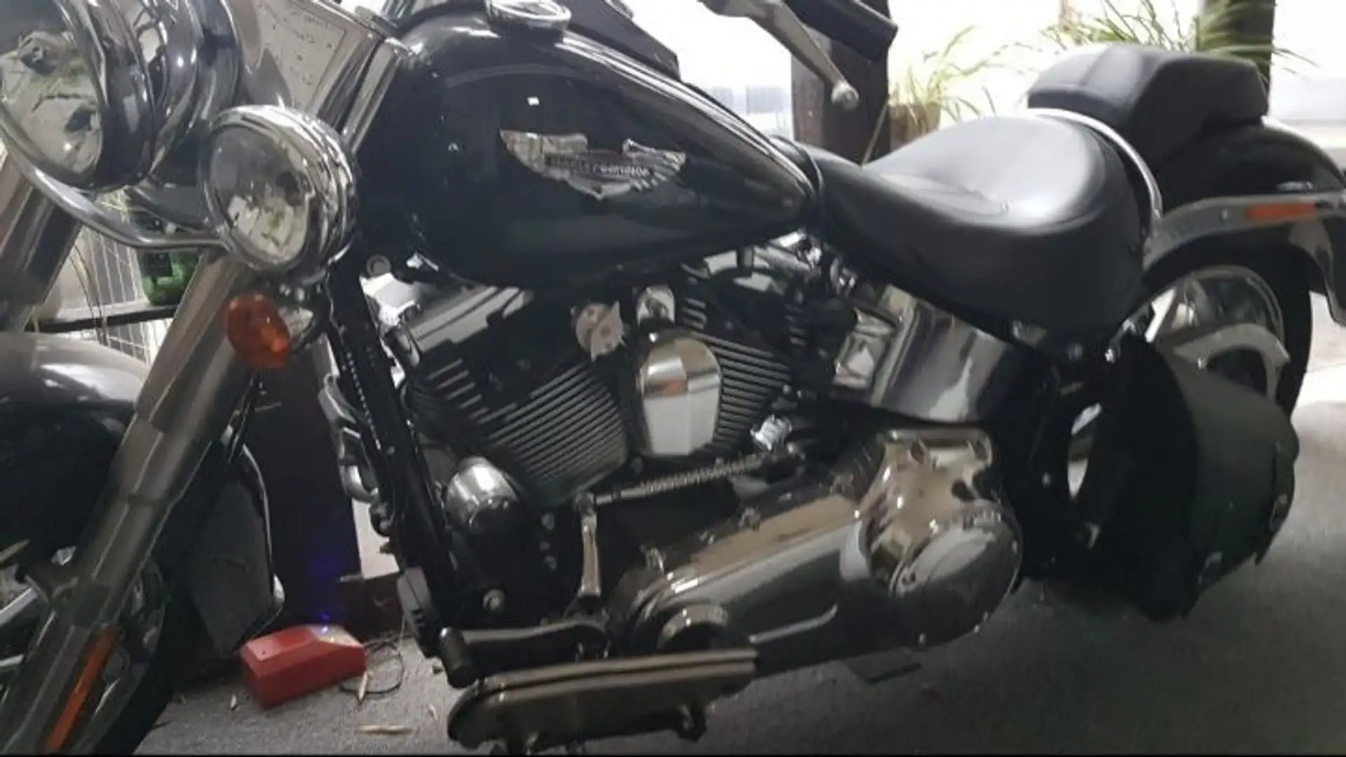 Harley-Davidson Fat Boy FLSTN Softail Deluxe (Umbau FatBoy) ❤️ erst 2tkm! Zwart - 1