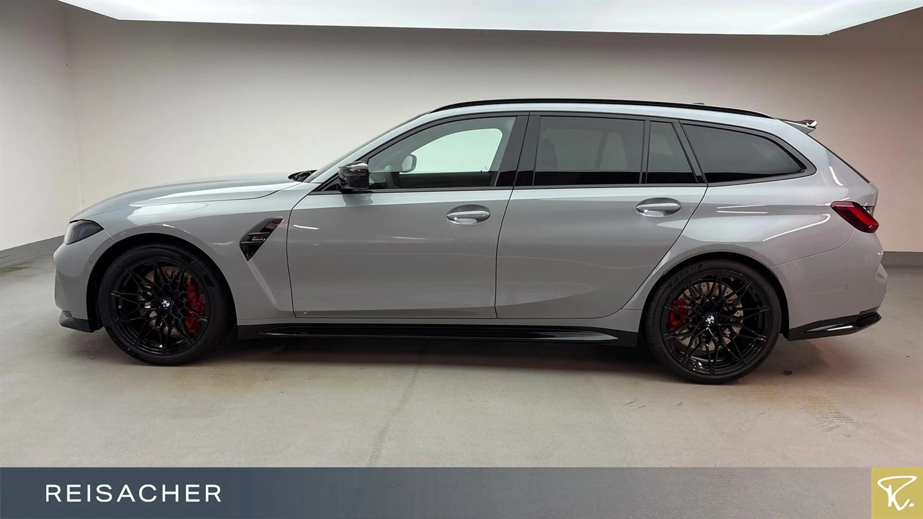 BMW M3 Competition mit M xDrive Touring DAB Radio — photo 9