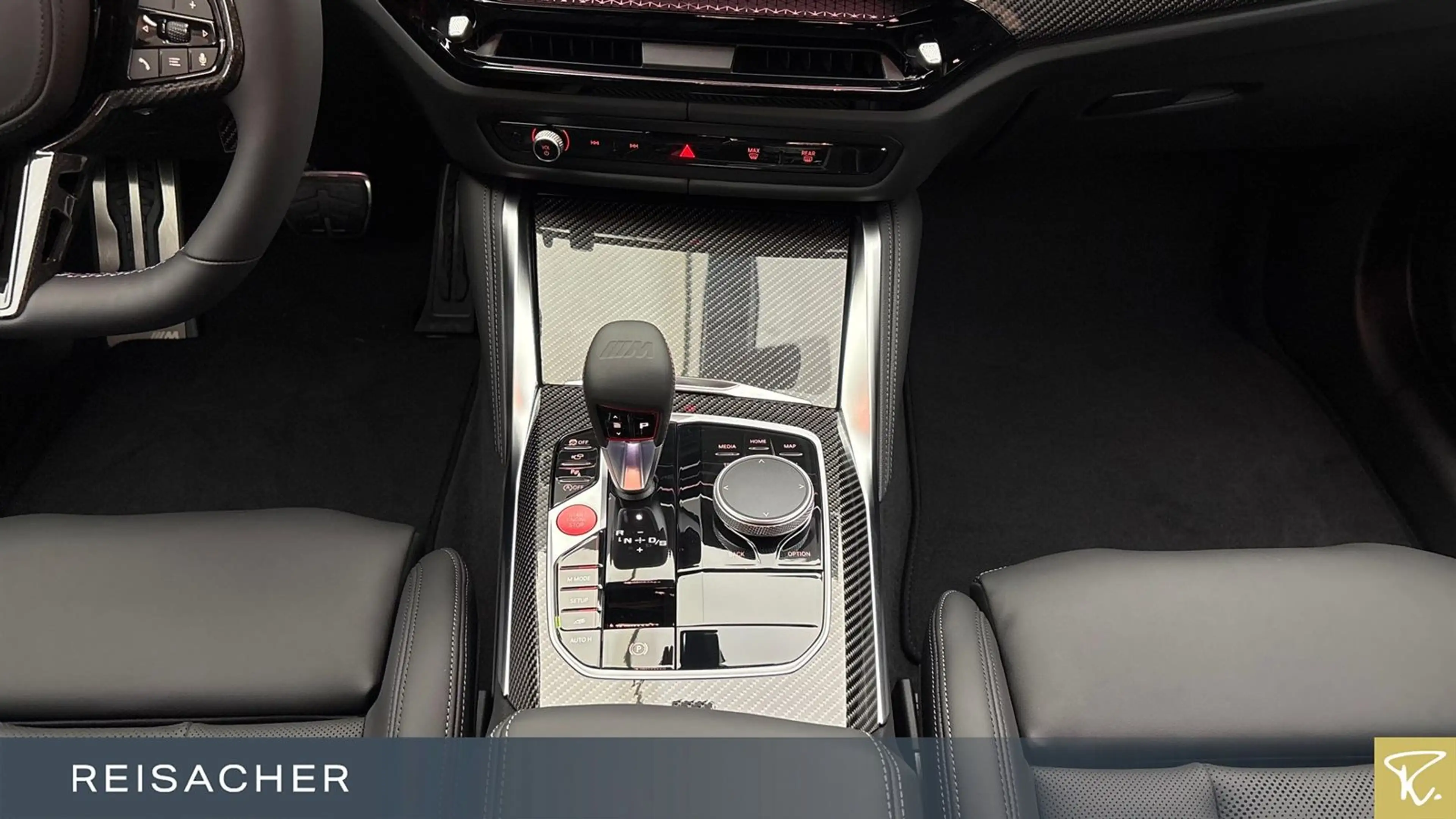 BMW M3 Competition mit M xDrive Touring DAB Radio — photo 11