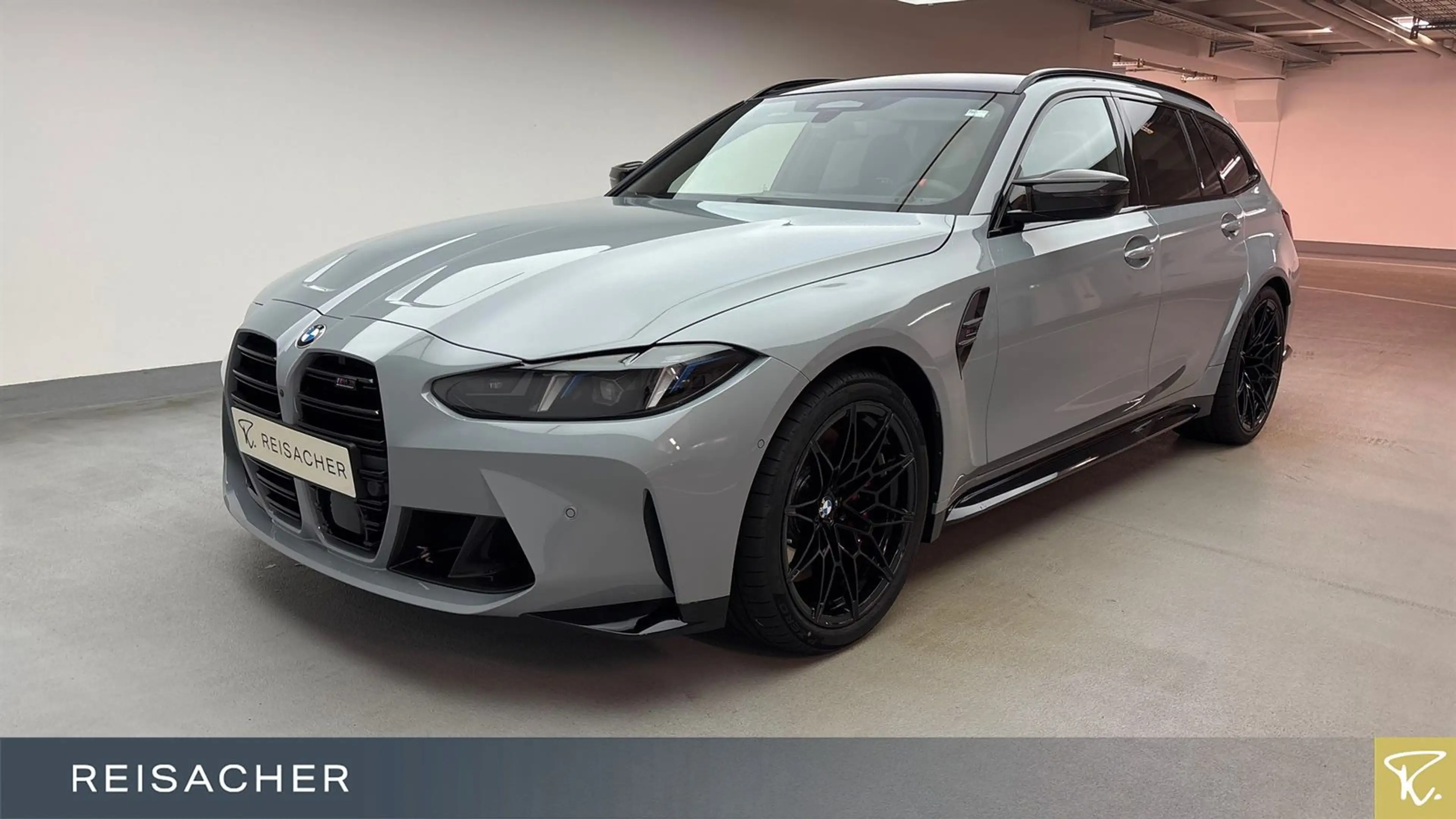 BMW M3 Competition mit M xDrive Touring DAB Radio