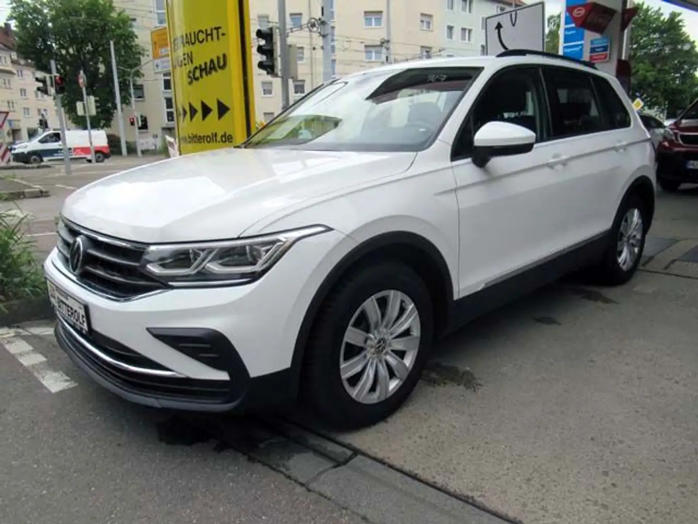 Volkswagen Tiguan 2.0TDI DSG Life Navi/ACC/LED/SHZ/PDC Weiß - 2