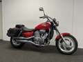 Honda VF 750 C MAGNA Rouge - thumbnail 4