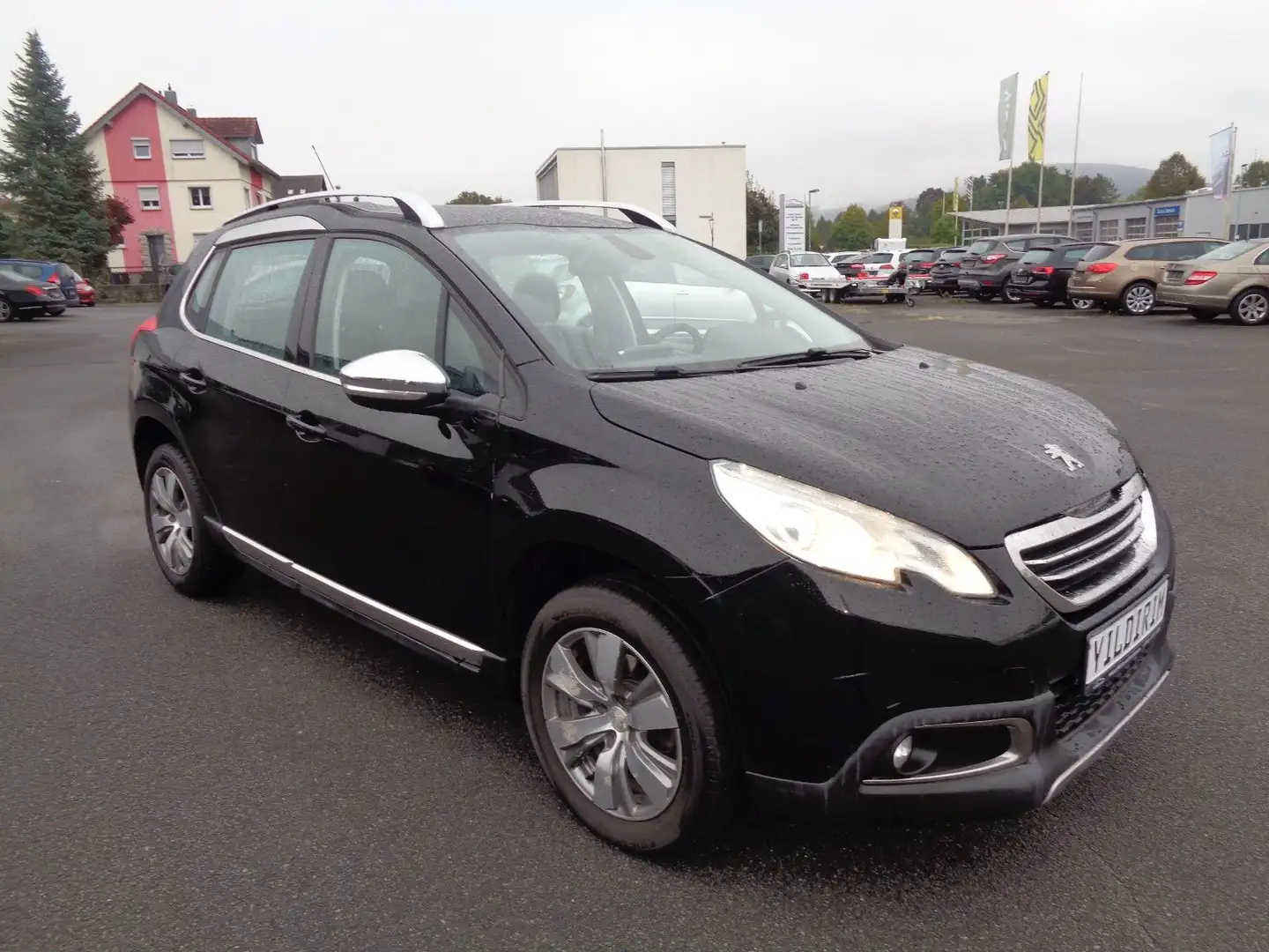 Peugeot 2008 Allure ***1.HAND***EURO6 Schwarz - 2