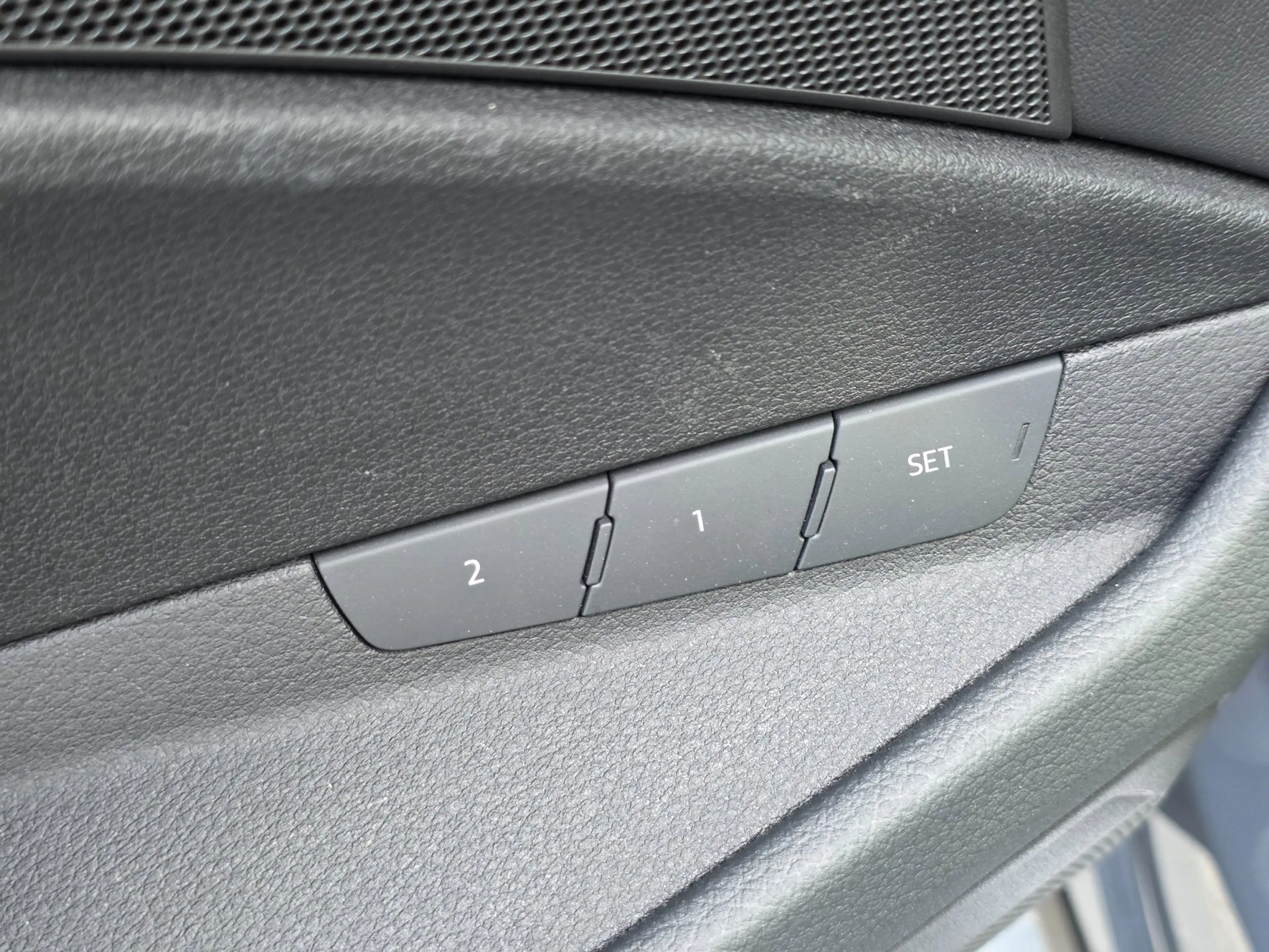 Audi Q8 e-tron 55 quattro Advanced Edition 115 kWh | LEDER | STOE — photo 24