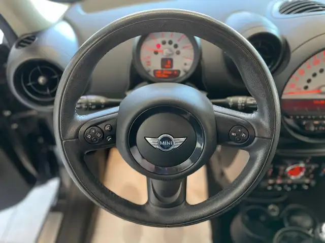 Mini Countryman view 14
