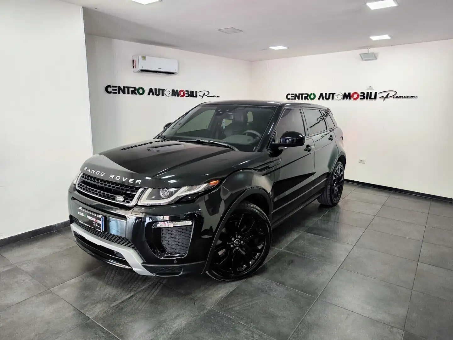 Land Rover Range Rover Evoque Range Rover Evoque 2.0 TD4 180 CV 5p. HSE Dynamic Zwart - 1
