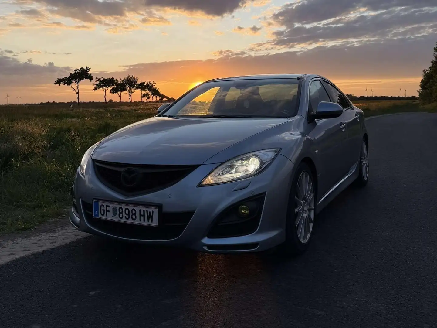 Mazda 6 Mazda 6 Sport 2,0i TE Plus TE Plus Silber - 2