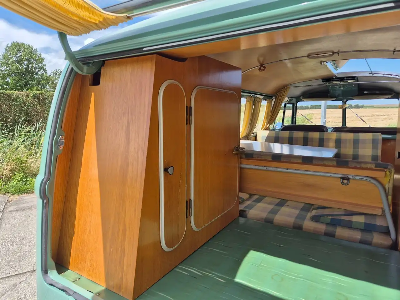 Volkswagen T1 Westfalia SO33, foto 6