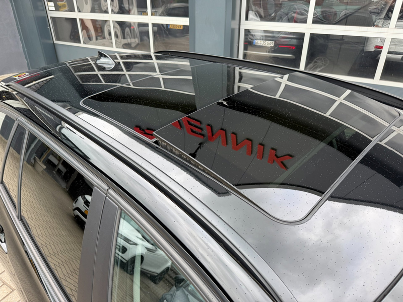 BMW 320 3-serie Touring 320i High Executive Sport / Pano / — photo 5