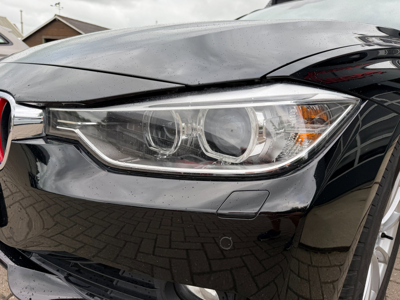 BMW 320 3-serie Touring 320i High Executive Sport / Pano / — photo 16