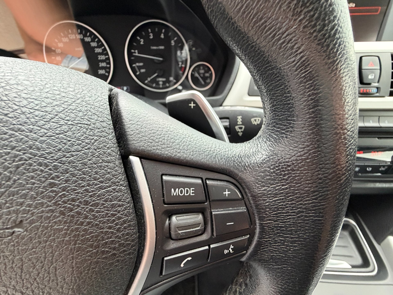 BMW 320 3-serie Touring 320i High Executive Sport / Pano / — photo 30