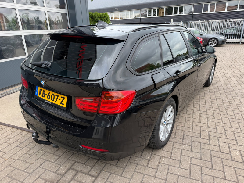 BMW 320 3-serie Touring 320i High Executive Sport / Pano / — photo 9