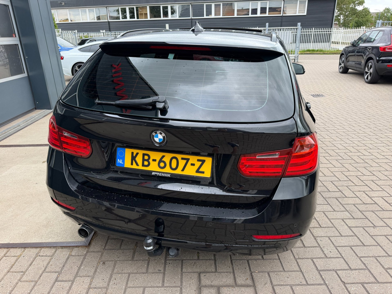 BMW 320 3-serie Touring 320i High Executive Sport / Pano / — photo 10