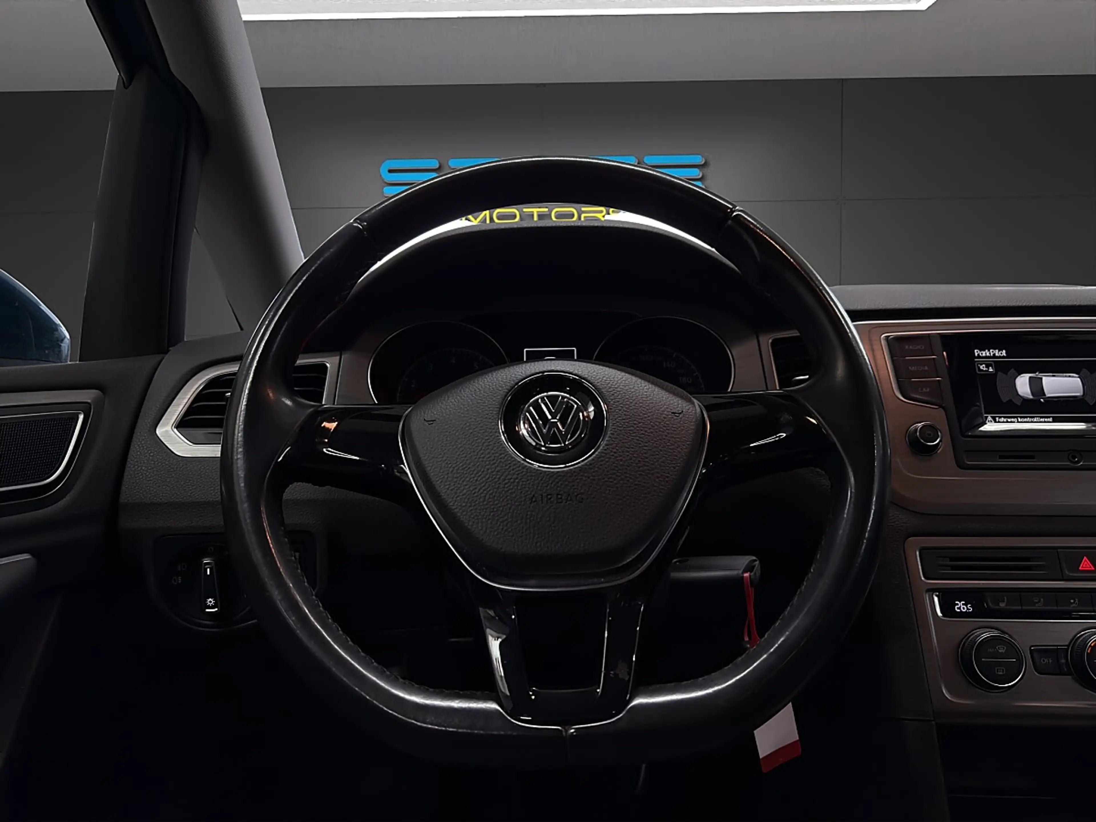 Volkswagen Golf Sportsvan Comfortline BMT 1,2 TSI — photo 11