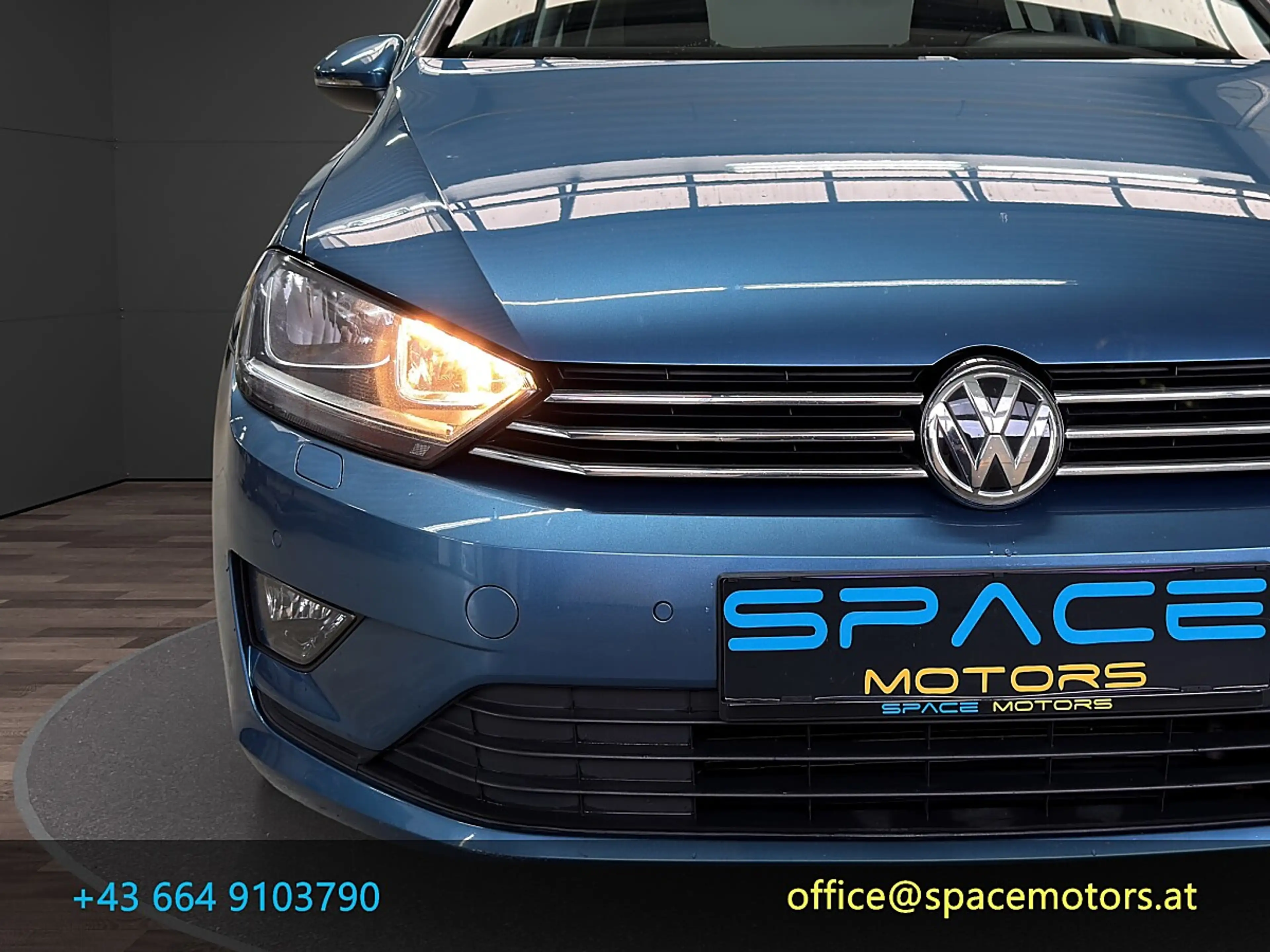 Volkswagen Golf Sportsvan Comfortline BMT 1,2 TSI — photo 4