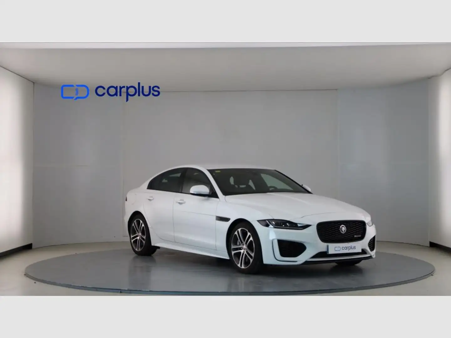 Jaguar XE 2.0 I4 R-Dynamic SE RWD Aut. 250 Blanc - 2