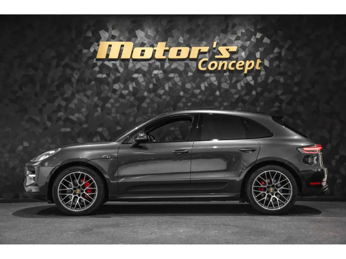 Porsche Macan GTS Grijs - 2