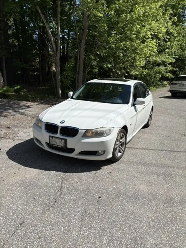 2011 BMW 3 Series