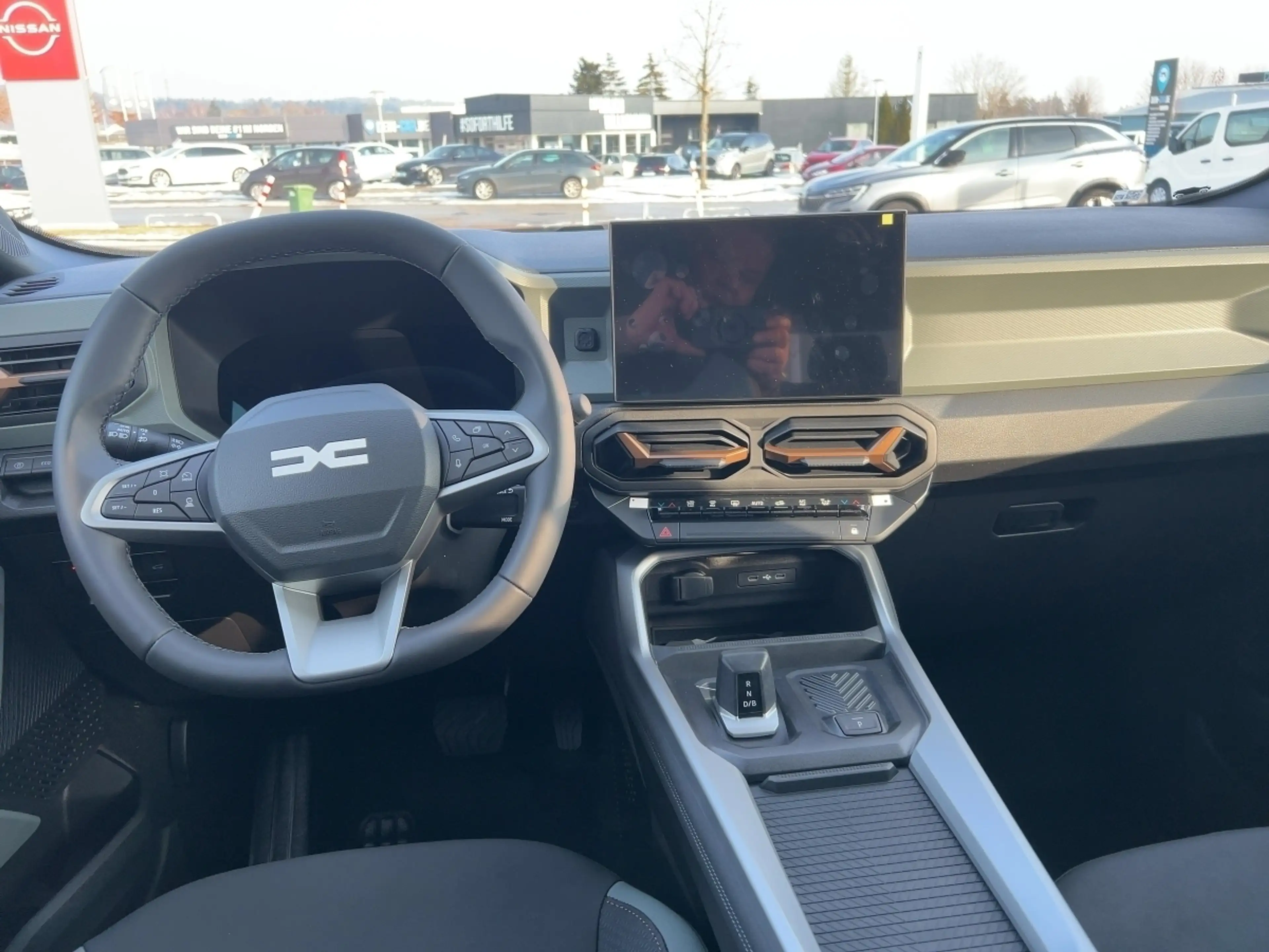 Dacia Bigster Extreme 1.8 E-TECH Full Hybrid 155 — photo 8