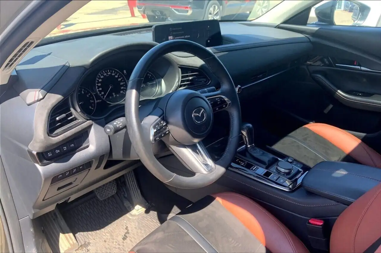 Mazda CX-30 снимка Mazda CX-30