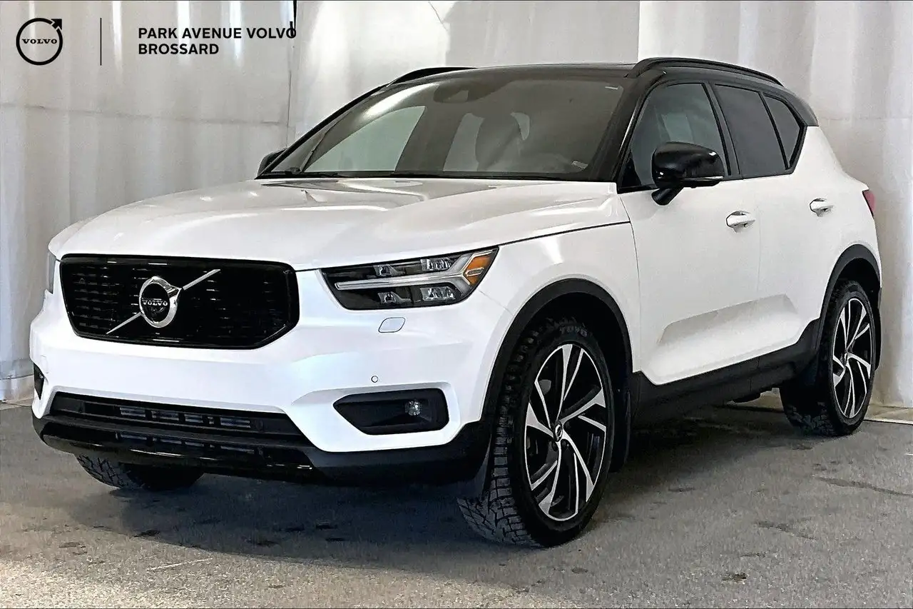 2022 Volvo XC40