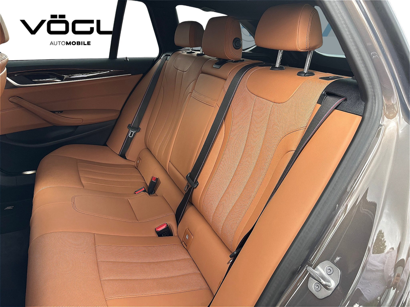 BMW 530 d xDrive Touring M Sportpaket Head-Up AHK — photo 9