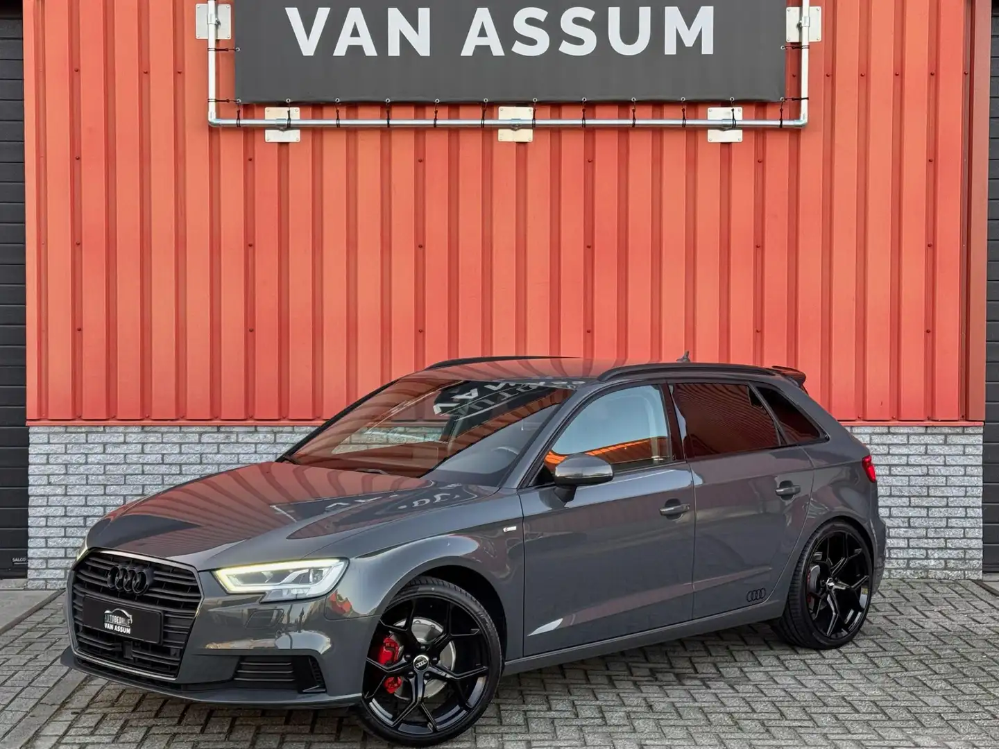 Audi A3 Sportback 1.5 TFSI Virtual Carplay Lane Led ACC PD Gris - 1