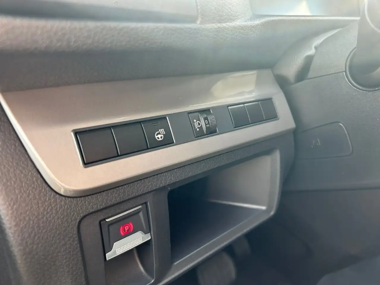 Toyota Proace Verso Teamplayer 75kWh 8-Sitzer Navi 360° SHZ L1 8