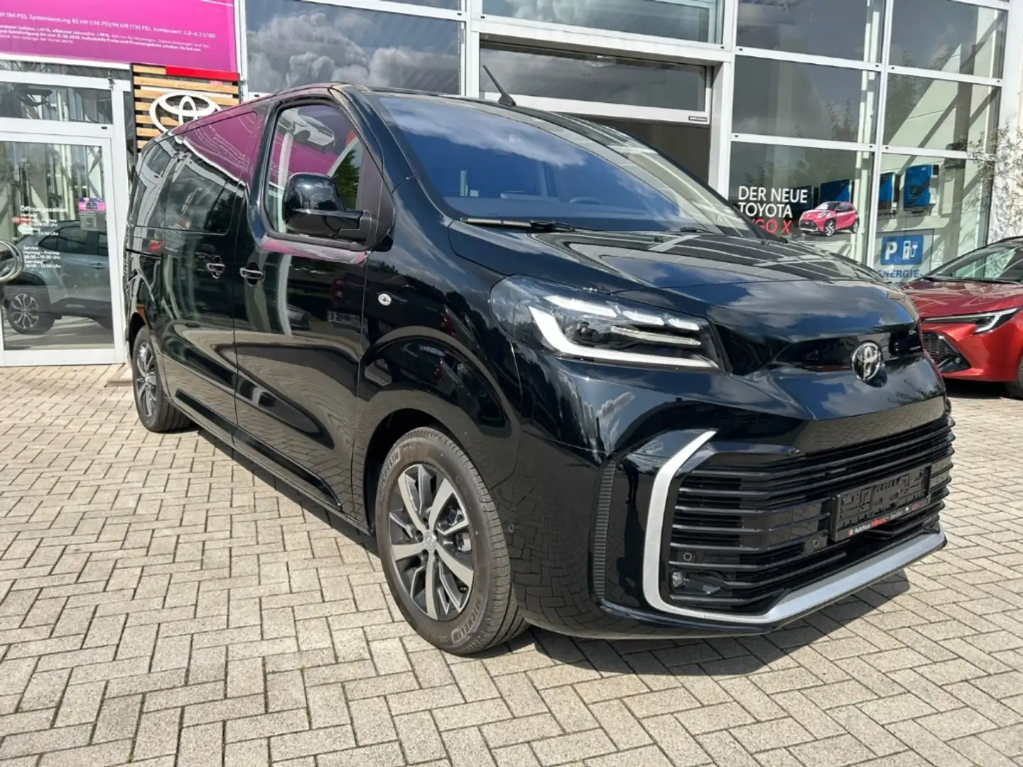 Toyota Proace Verso Teamplayer 75kWh  8-Sitzer Navi 360° SHZ  L1 Noir - 1