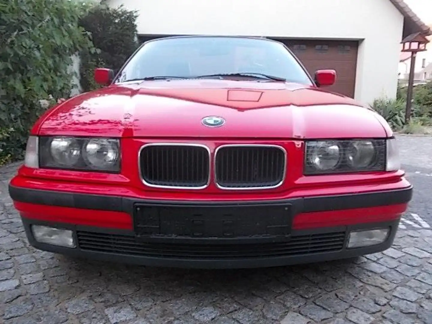 BMW 318 3er Cabrio, E-Verdeck, Rot - 2
