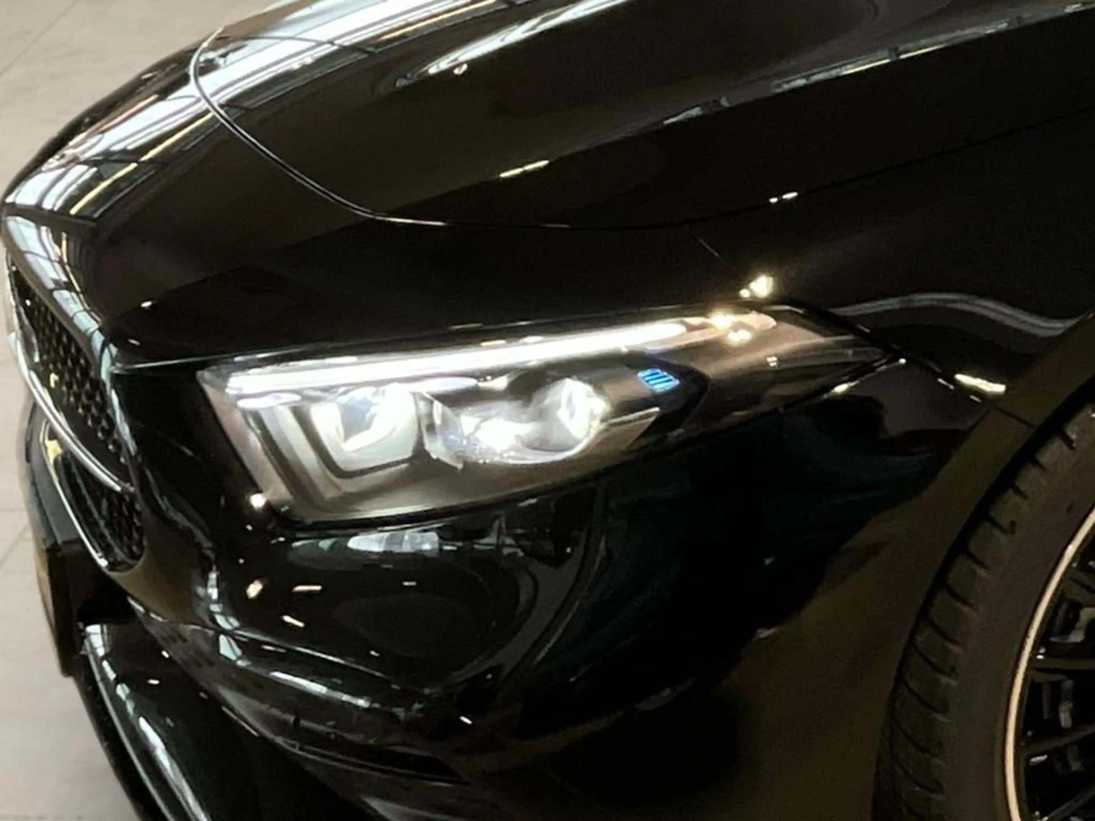 Mercedes-Benz A 220 d AMG 360 ACC AUT Fernlichtass. Kam. LED — photo 4