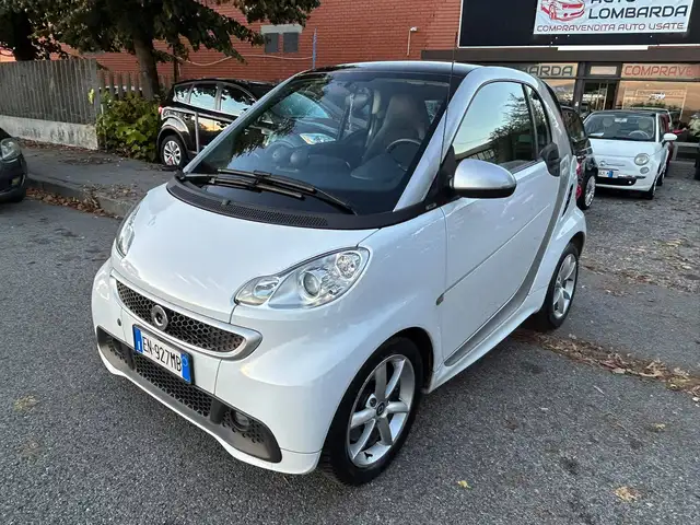 smart forTwo 2012 1.0 BENZINA mhd Pure 71cv FL *PER NEOPATENTATI*