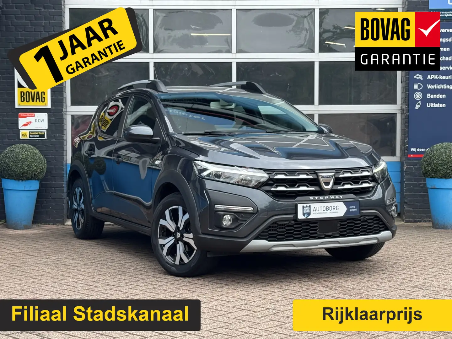 Dacia Sandero Stepway 1.0 TCe 90 Comfort Prijs Inclusief Onderho Grijs - 1
