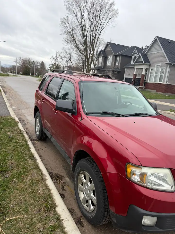 Mazda Tribute снимка Mazda Tribute