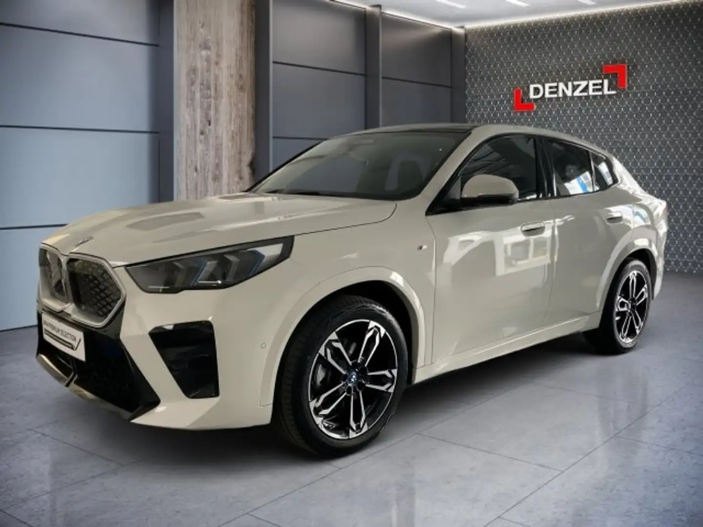 BMW iX2 eDrive20 U10 HB0 Weiß - 1