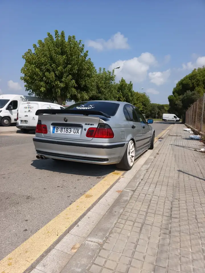 BMW 328i Touring, foto 5