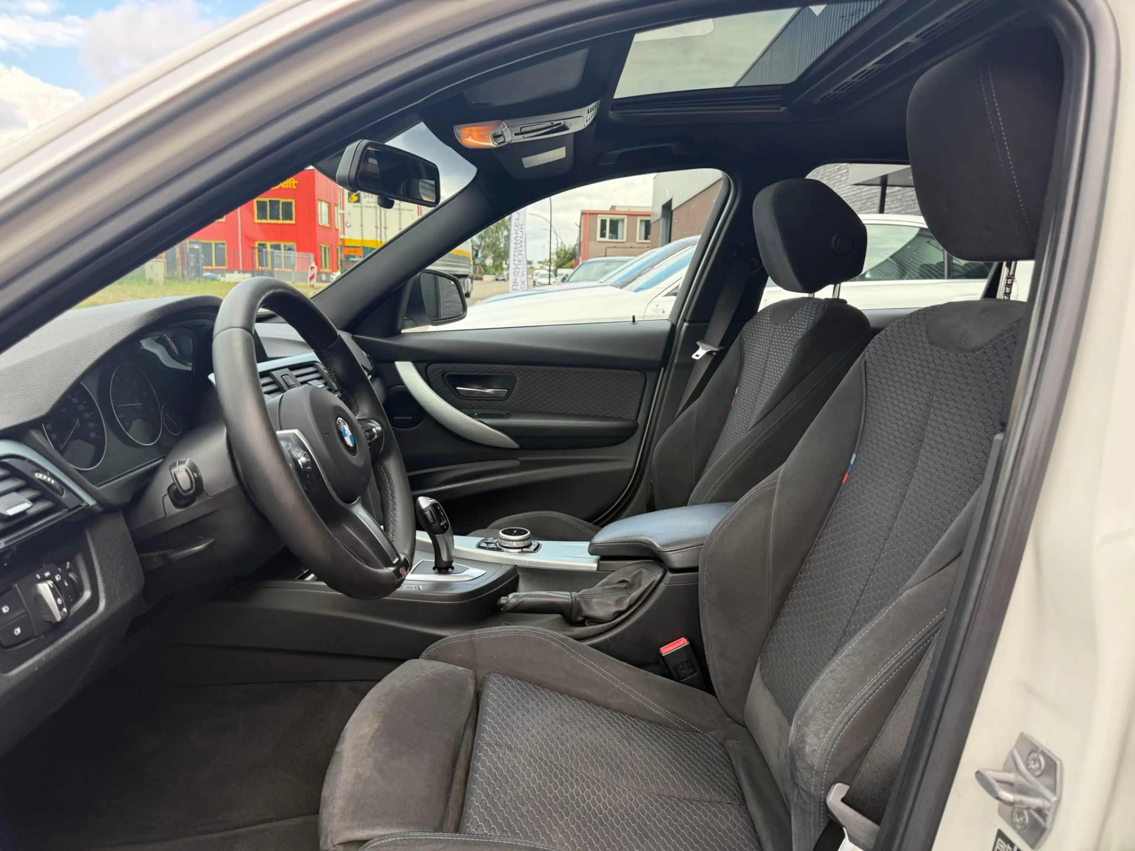 BMW 316 3-serie 316i M Sport Edition | NIEUWE APK | 3/6 of — photo 14