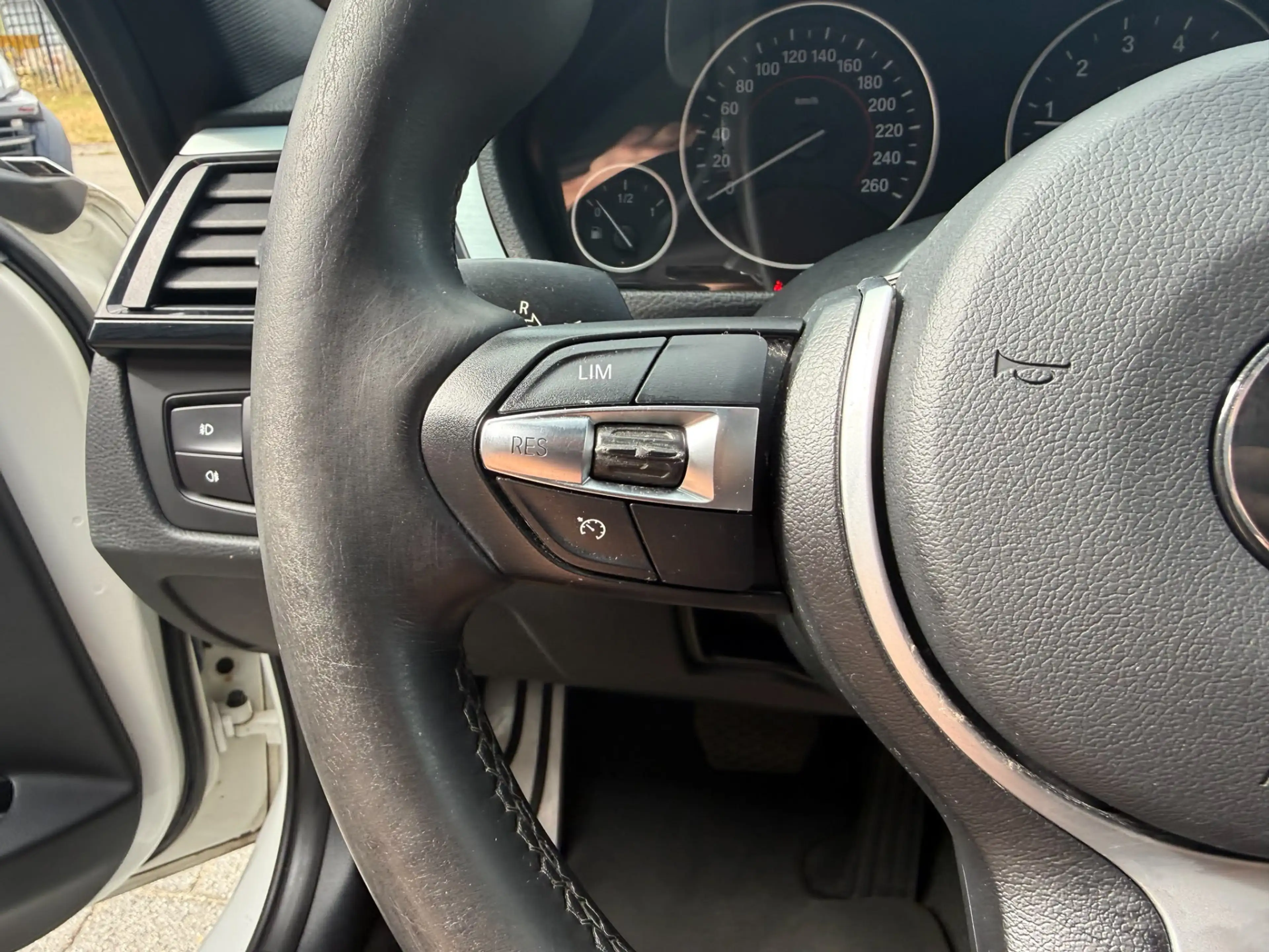 BMW 316 3-serie 316i M Sport Edition | NIEUWE APK | 3/6 of — photo 23